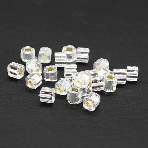 Toho Cubes 4mm 10g - Silver Lined Crystal