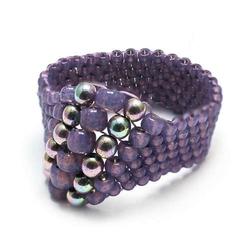 Peyote Stitch Rings mauve jewelry making kit — DIY set with beads and instructions for creating handmade jewelry