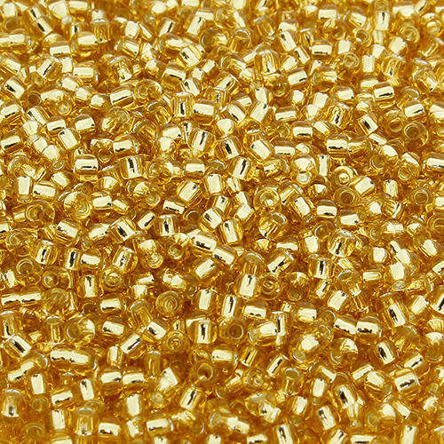 Toho Size 11 Seed Beads 10g - Silver Lined Lt Topaz