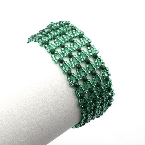 Diane Bracelet sea green bracelet making kit — DIY set with beads and instructions for creating handmade jewelry