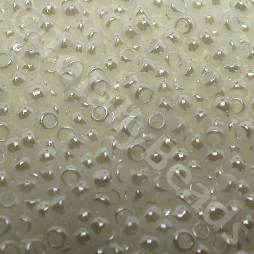 Toho Size 8 Seed Beads 10g - Ceylon Snowflake