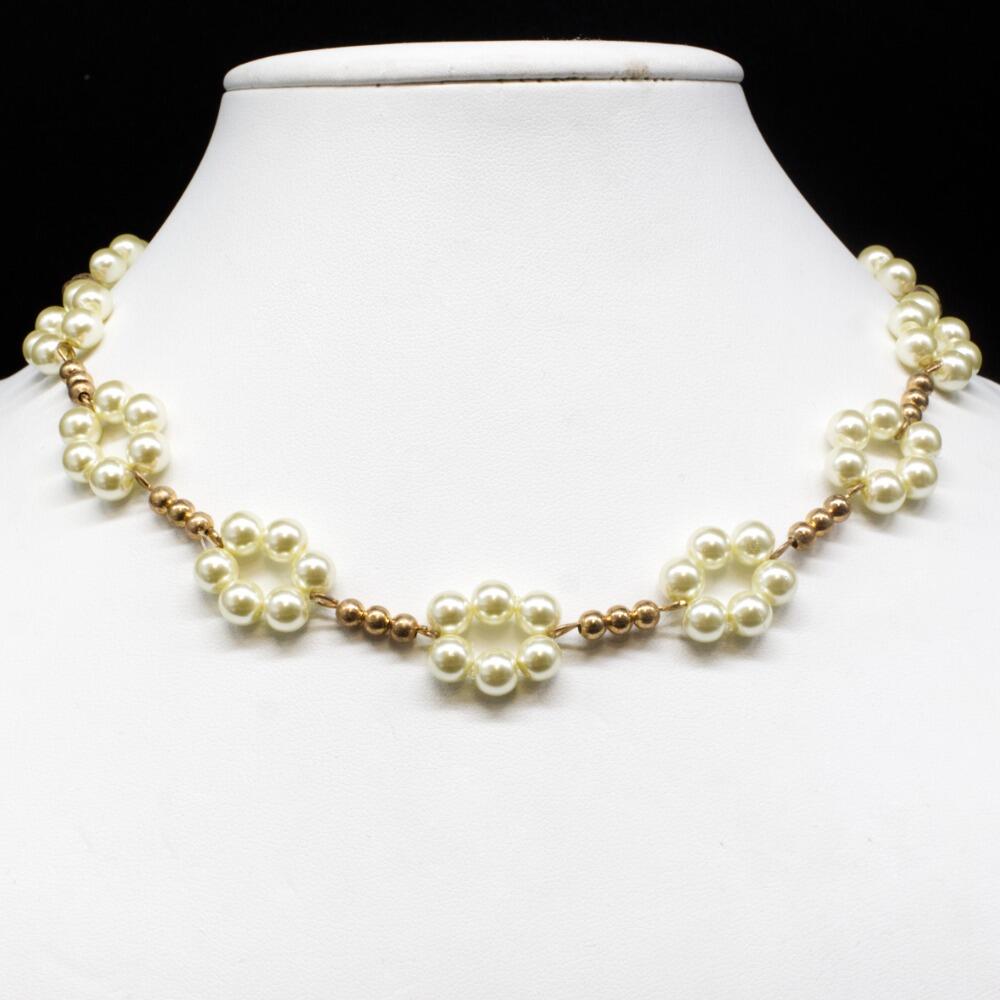 Daisy Chain Necklace ivory necklace making kit — DIY set with beads and instructions for creating handmade jewelry