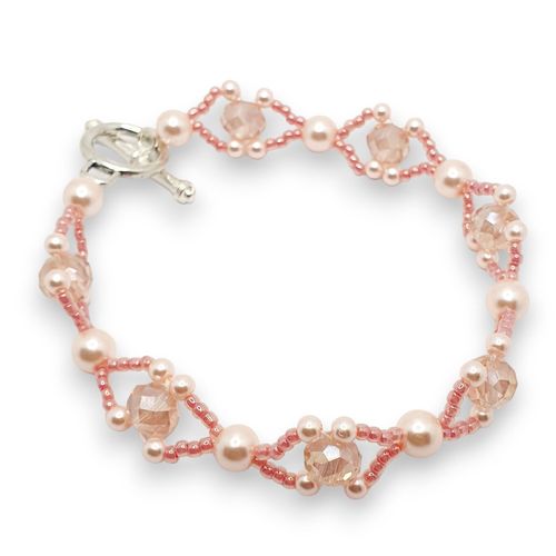 Malorie Bracelet Makes 4 pink bracelet making kit — DIY set with beads and instructions for creating handmade jewelry