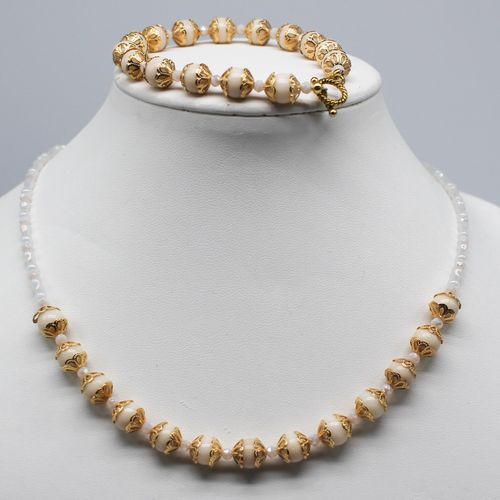 Calla Gemstone Jewellery Set ivory jasper jewelry making kit — DIY set with beads and instructions for creating handmade jewelry
