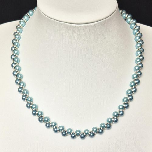 Samantha Pearl Jewellery ice blue jewelry making kit — DIY set with beads and instructions for creating handmade jewelry