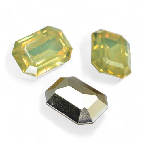 18mm resin Rivoli stone cloud yellow — faceted round crystal-style cabochon ideal for jewelry making, settings, and crafts