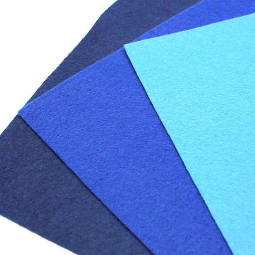 Felt Needle Case blue jewelry making kit — DIY set with beads and instructions for creating handmade jewelry