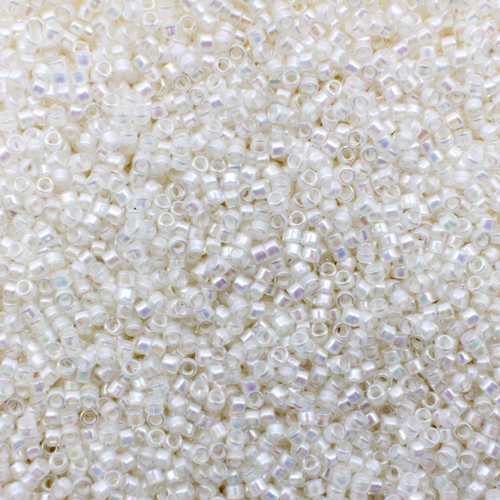 Toho Treasure Size 11 5g - Inside-Colour Rainbow Crystal/Creme Lined