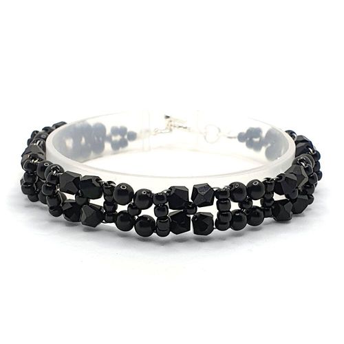 Dorothy Crystal Bracelets jet black bracelet making kit — DIY set with beads and instructions for creating handmade jewelry