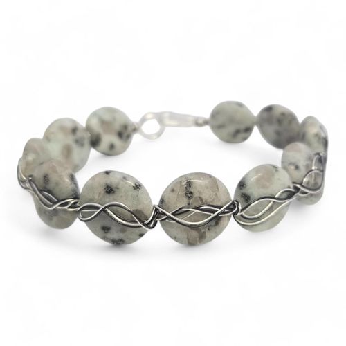 Gemstone Wire Swirl Bracelet kiwi jasper bracelet making kit — DIY set with beads and instructions for creating handmade jewelry