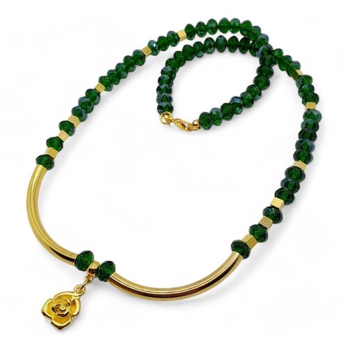 Justine Crystal Necklace emerald green necklace making kit — DIY set with beads and instructions for creating handmade jewelry