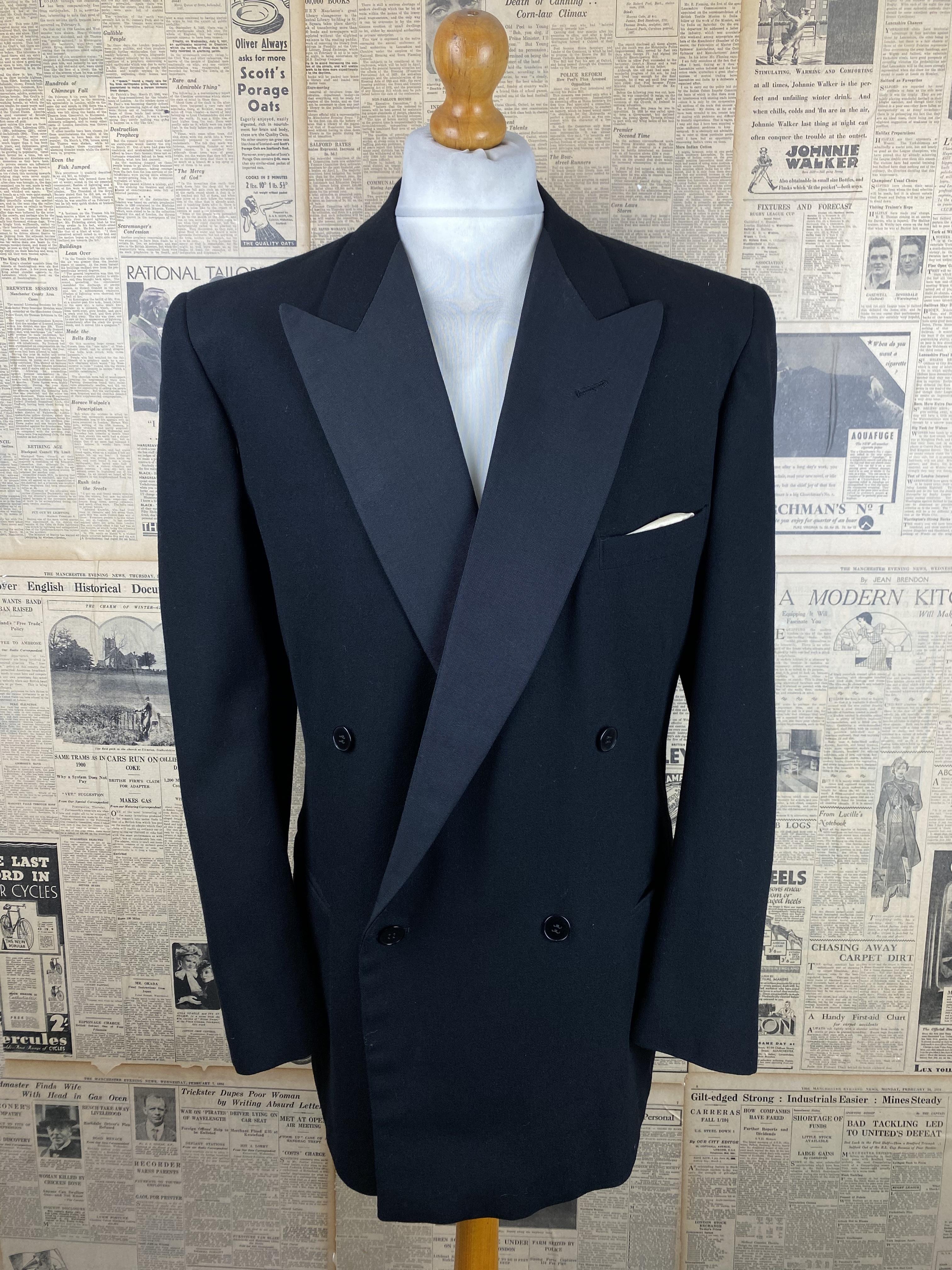 Vintage 1960's double breasted dinner jacket size 44 46 long