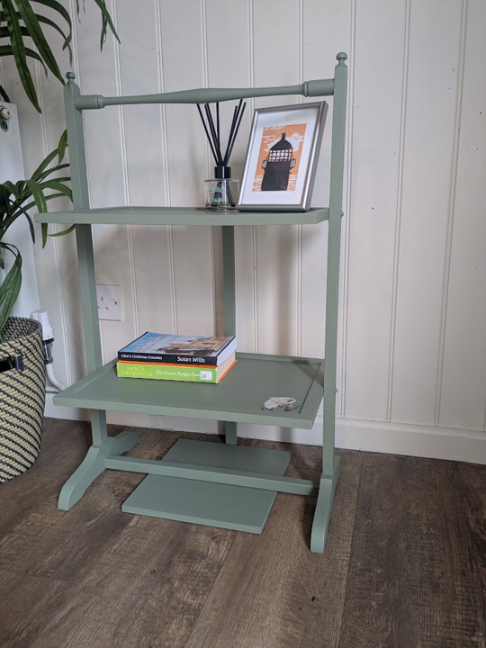 green side table