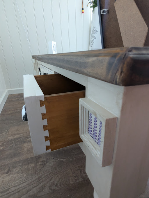 Dovetail joints painted on white coffee table