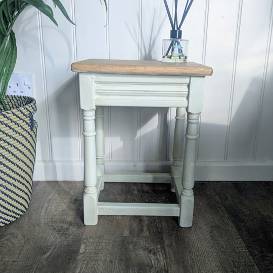 table nest