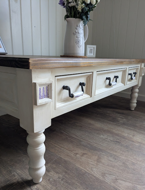Upcycled coffee table with drawers