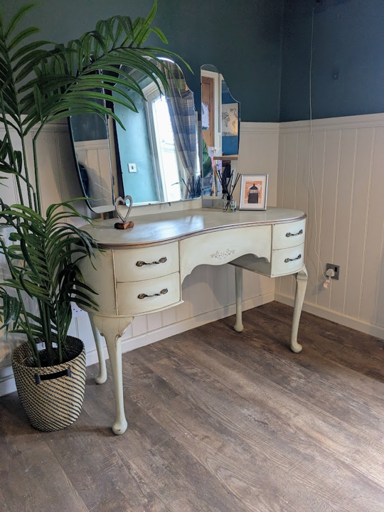 upcycled light green dressing table