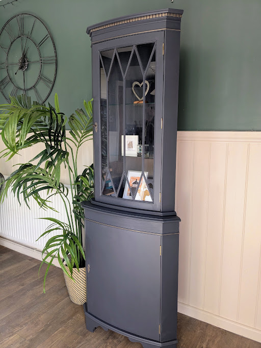Upcycled Corner Unit