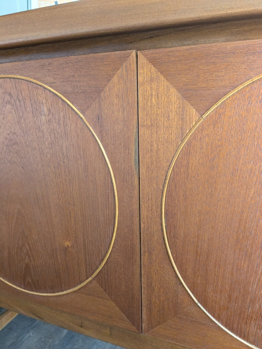 sideboard
