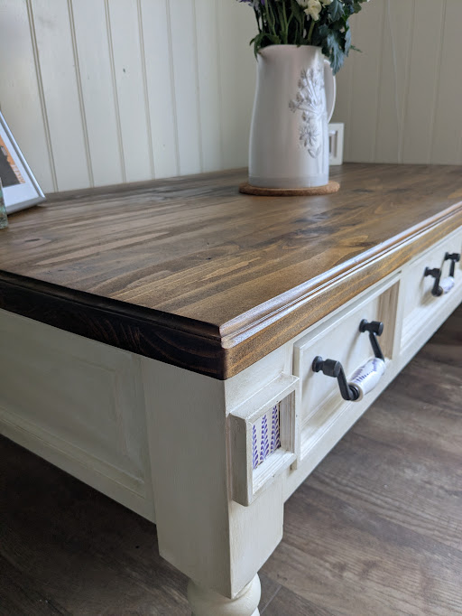 Upcycled vintage coffee table in white