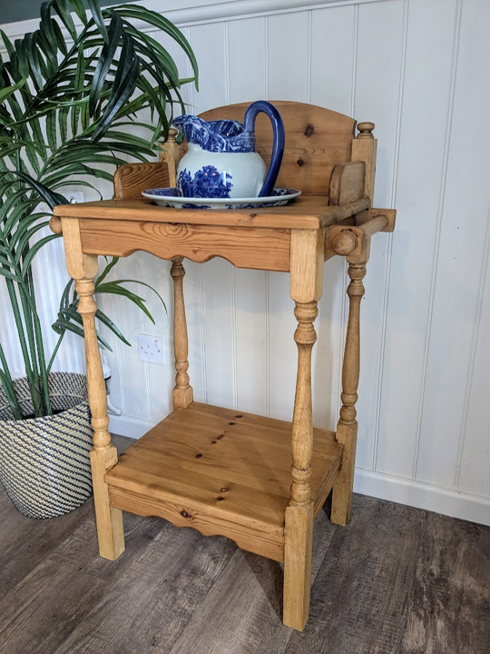 wash stand with jug and bowl