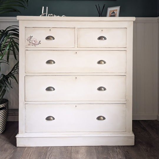 White Vintage Chest of Drawers