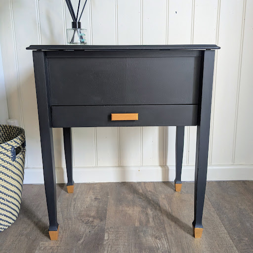 Sewing table