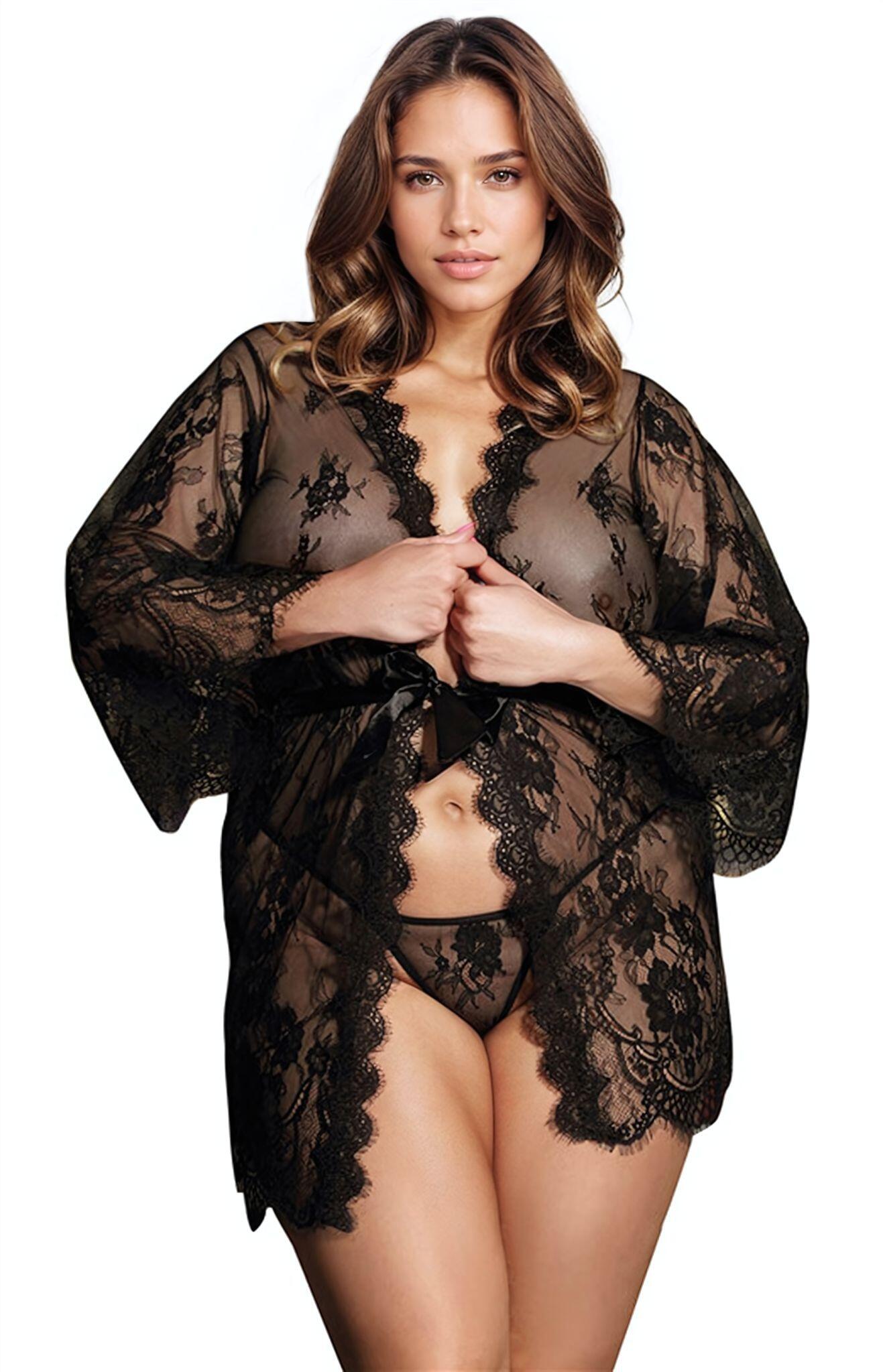Plus Size Black Lace Short Robe