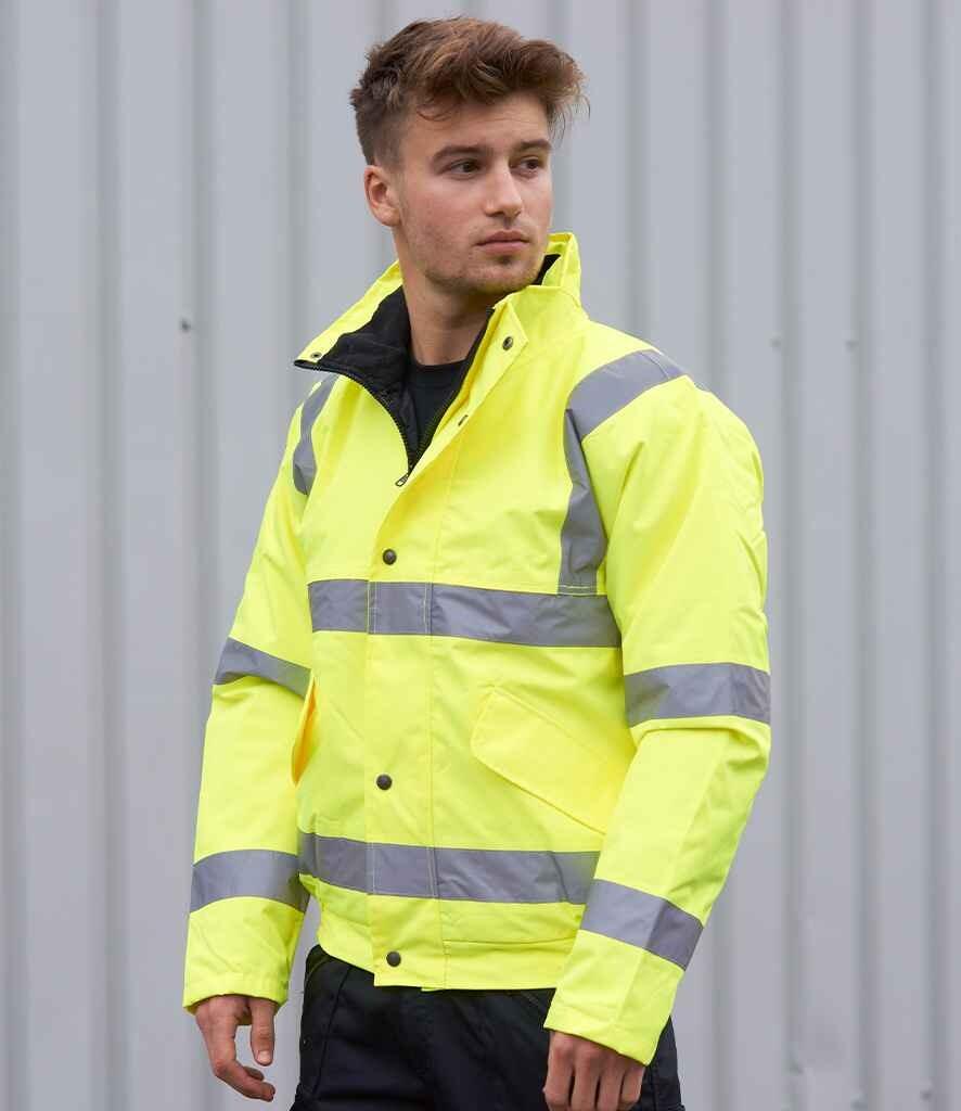 PW001 (S463) Portwest Hi-Vis Bomber Jacket MODEL