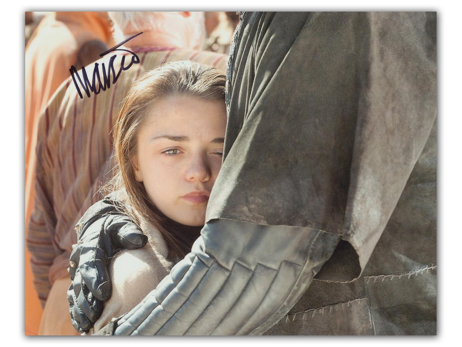 Maisie Williams Autograph | 'Arya Stark' Game of Thrones