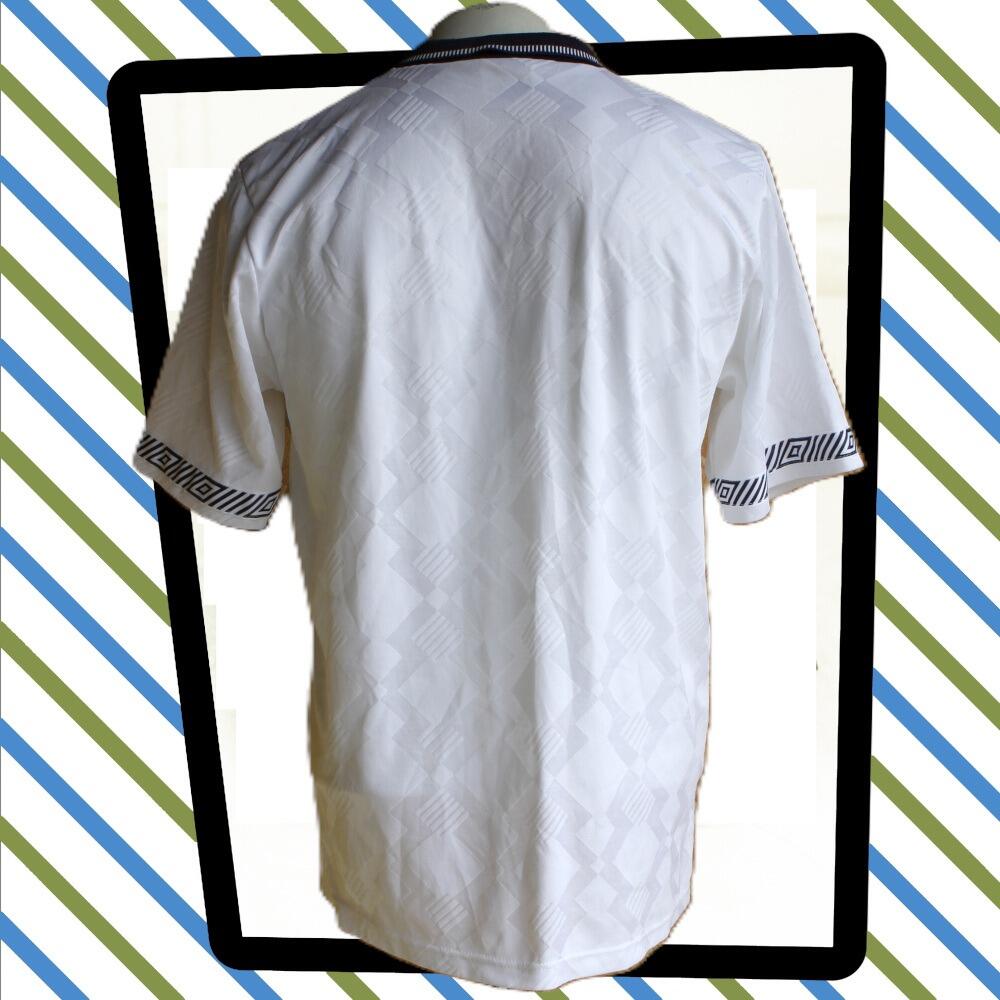 Amazing 1990-1992 England home football shirt made by Umbro- rear view