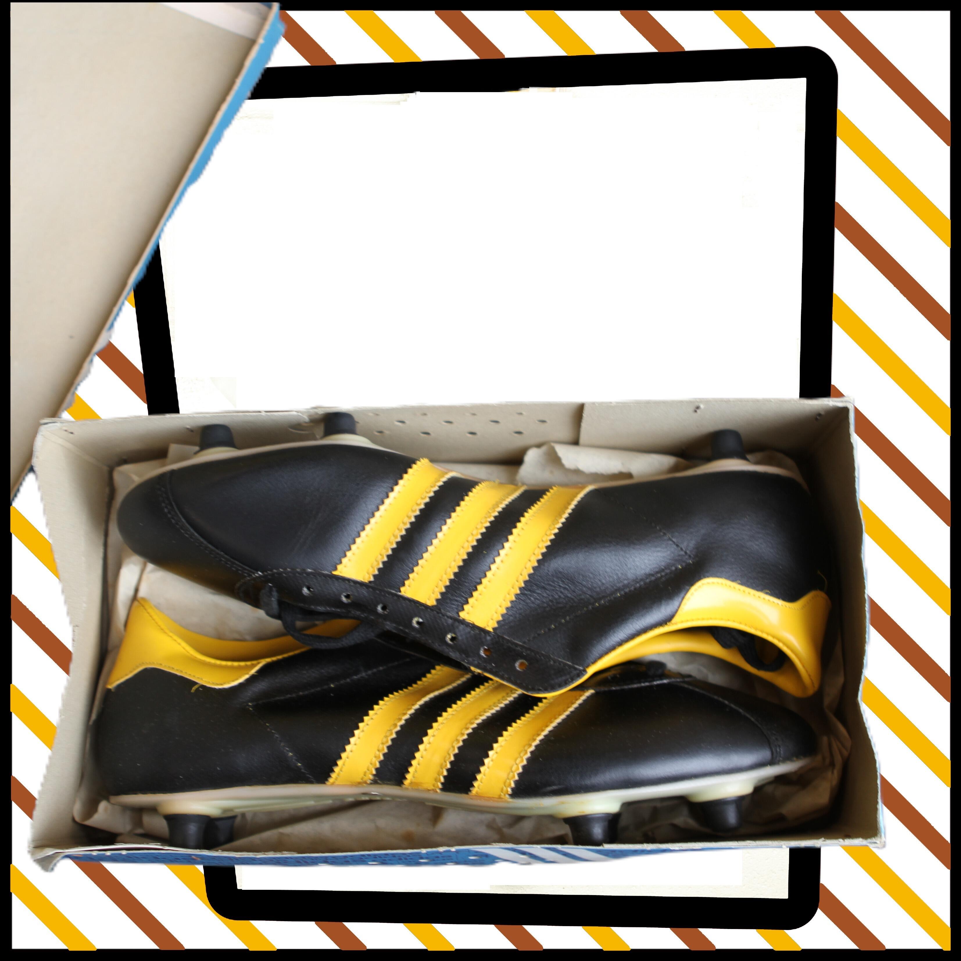 ADIDAS Boxed Unworn Celtic Football BOOTS
