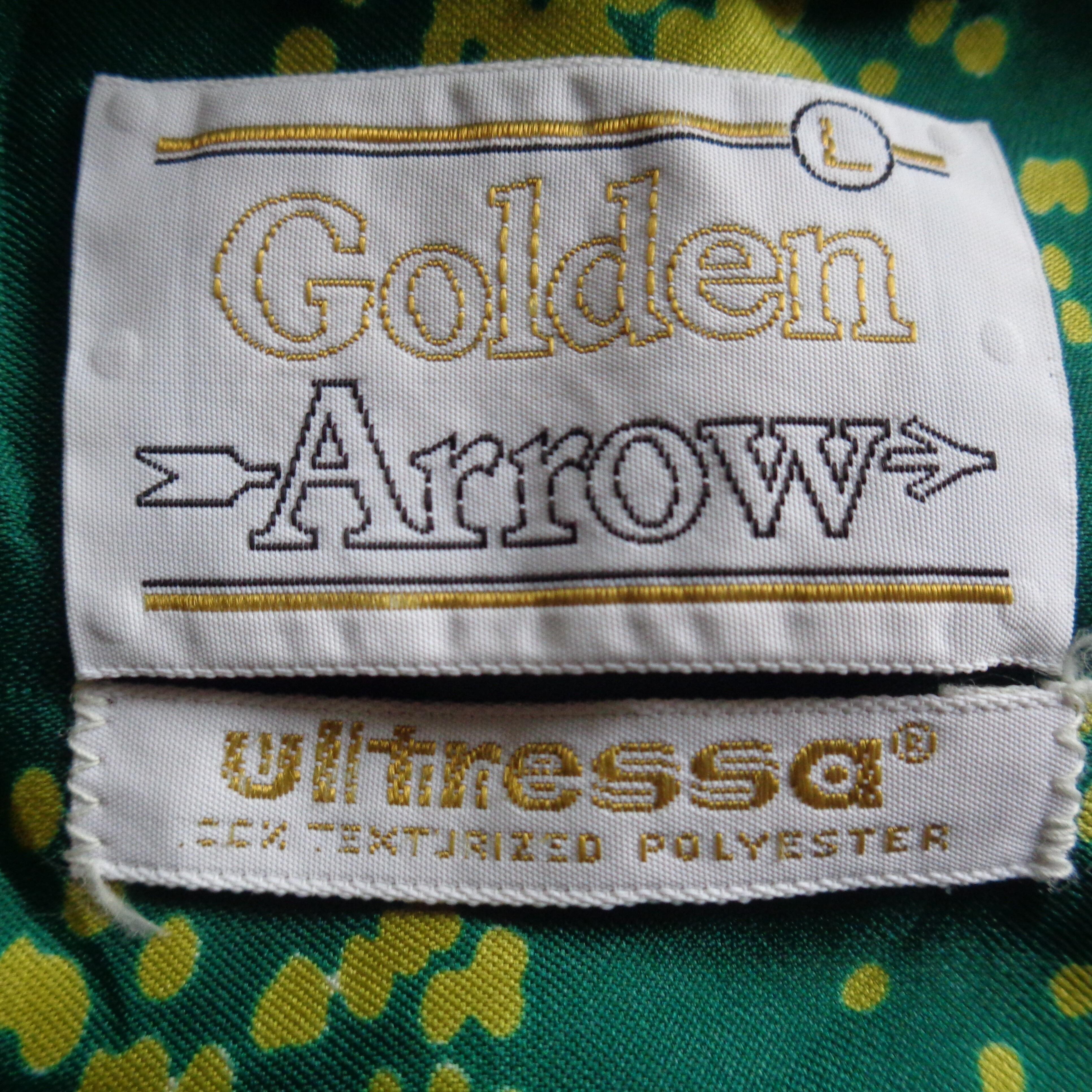 Super, cool 1970s party shirt label