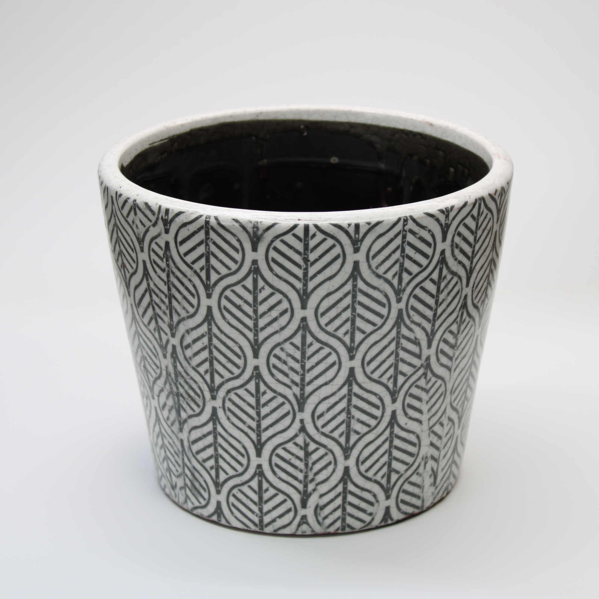 black and white distressed glaze plant pot