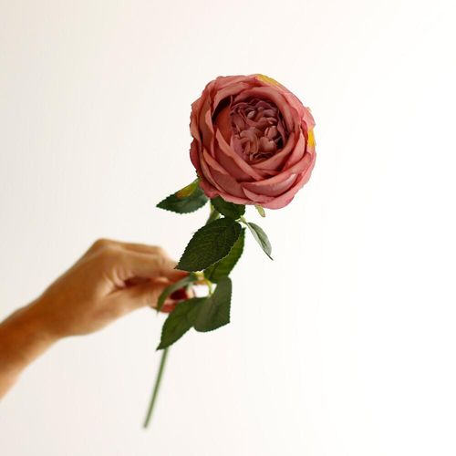 lifelike artificial silk rose in pink