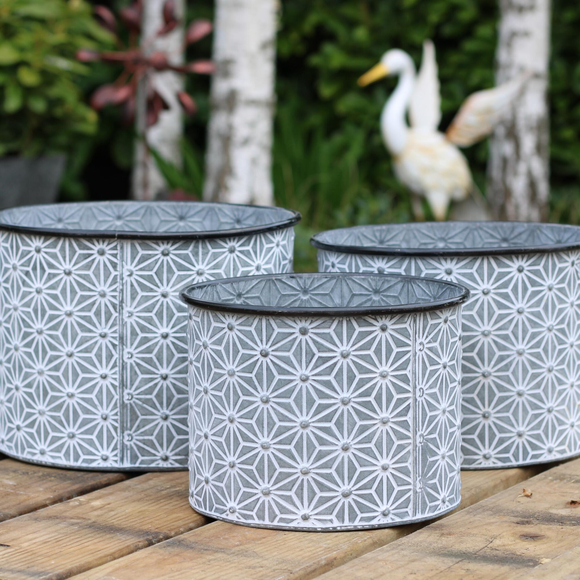 Set of 3 zinc planters