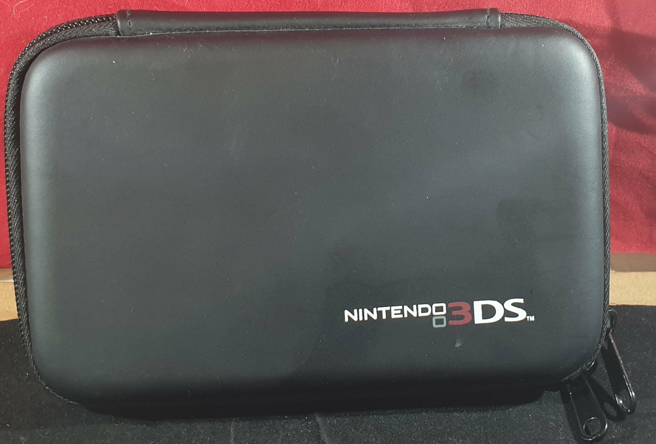 Official Nintendo 3DS black carry case with zip closure – compact and sturdy travel pouch for 3DS or 3DS XL console