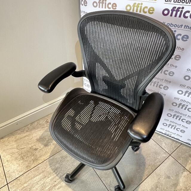 Refurbished Herman Miller Aeron Classic Mk2 Size B chair in Graphite with PostureFit support