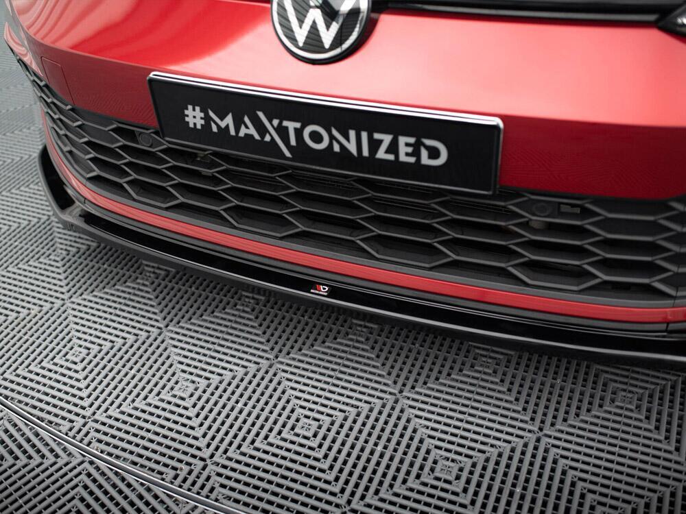 Front Splitter V.4 Volkswagen Golf GTI / GTE / GTD / R-Line Mk8