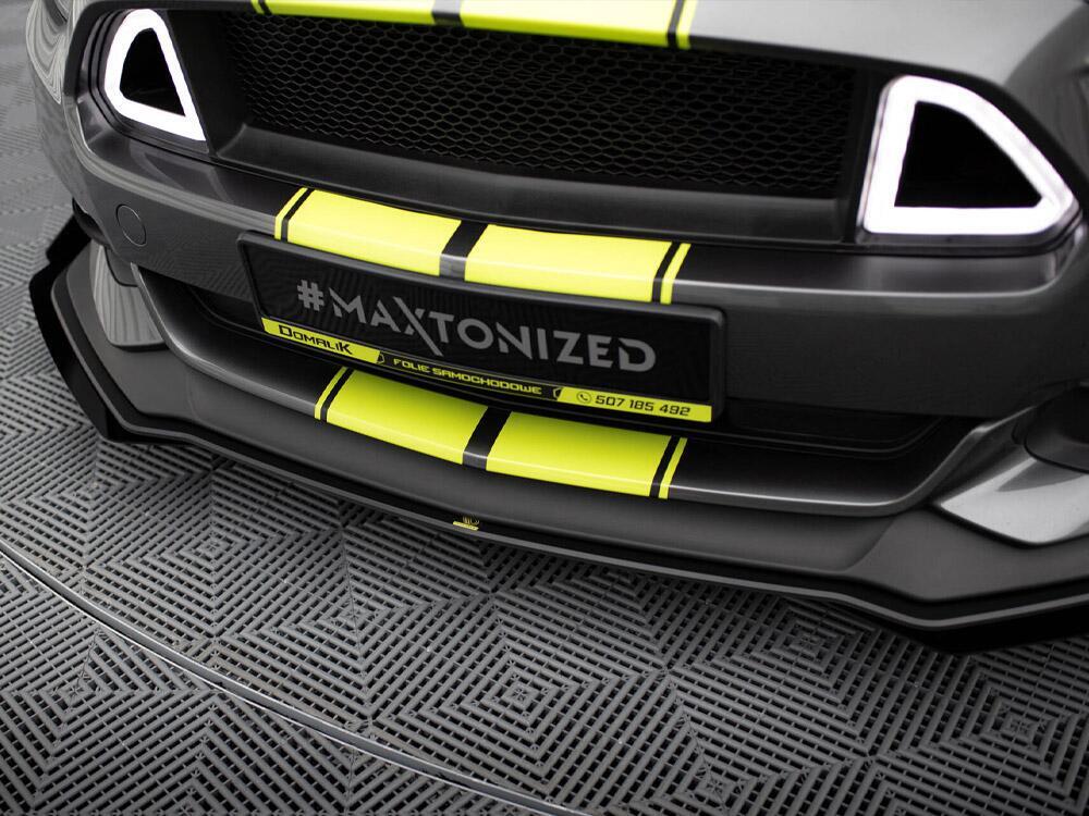 Street PRO Front Splitter + Flaps Ford Mustang GT Mk6 - Black-Red + Gloss Flaps