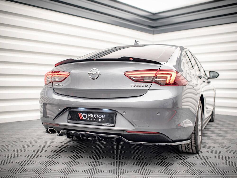 Central Rear Splitter (Vertical Bars) Opel / Vauxhall Insignia Mk2
