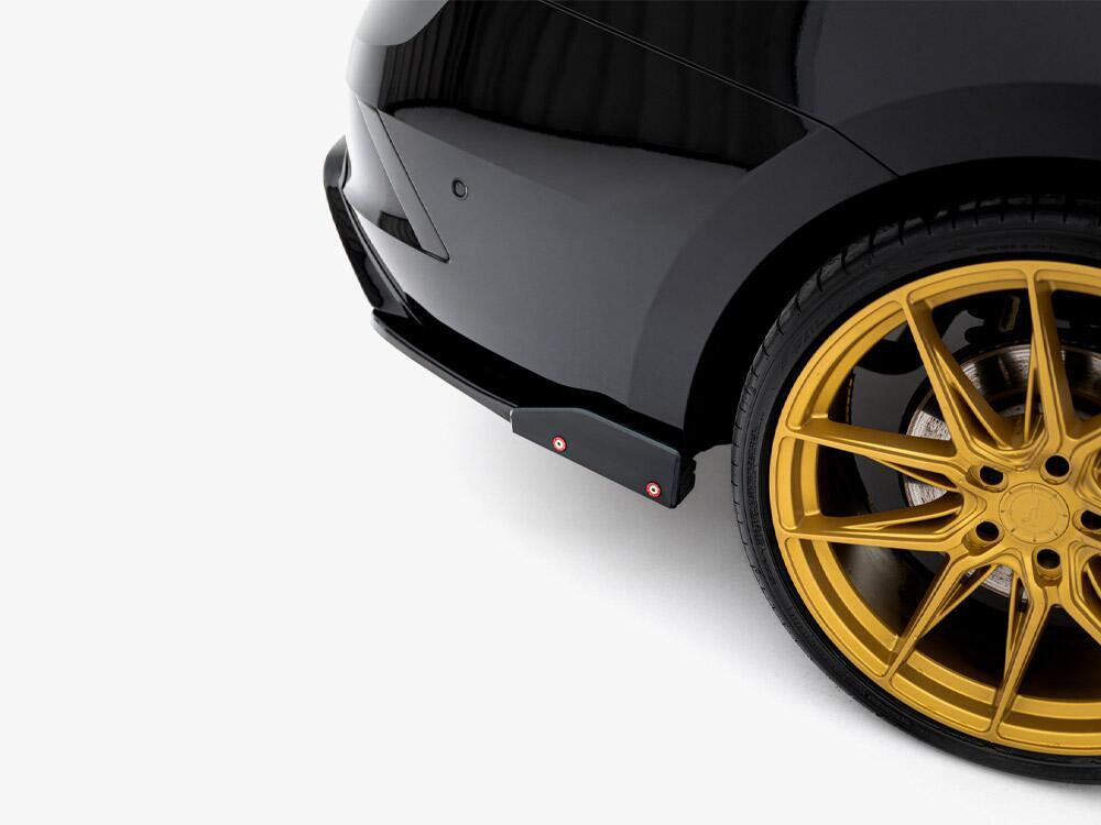 Rear Side Splitters V.4 + Flaps Skoda Octavia RS Combi / Liftback Mk4 / Mk4 Facelift