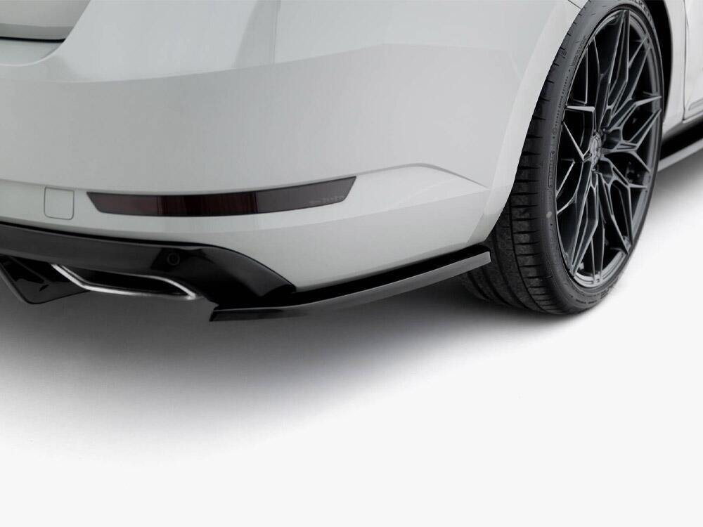 Rear Side Splitters V.3 Skoda Superb Liftback / Combi Mk3