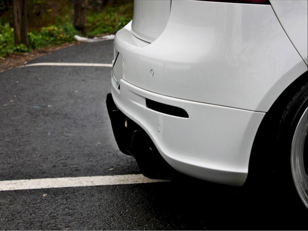 VW Golf V R32 Rear Diffuser