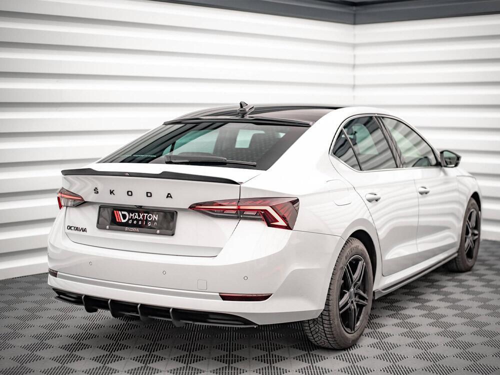 Rear Window Extension Skoda Octavia Liftback Mk4