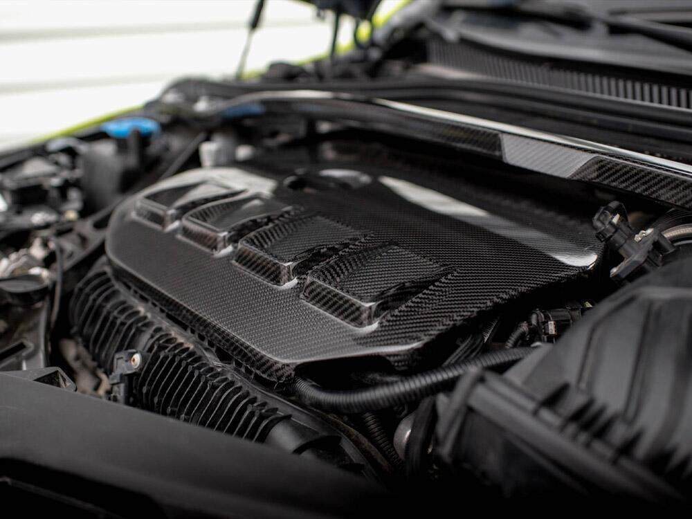 Carbon Fiber Engine Cover BMW 1 F40 M135i