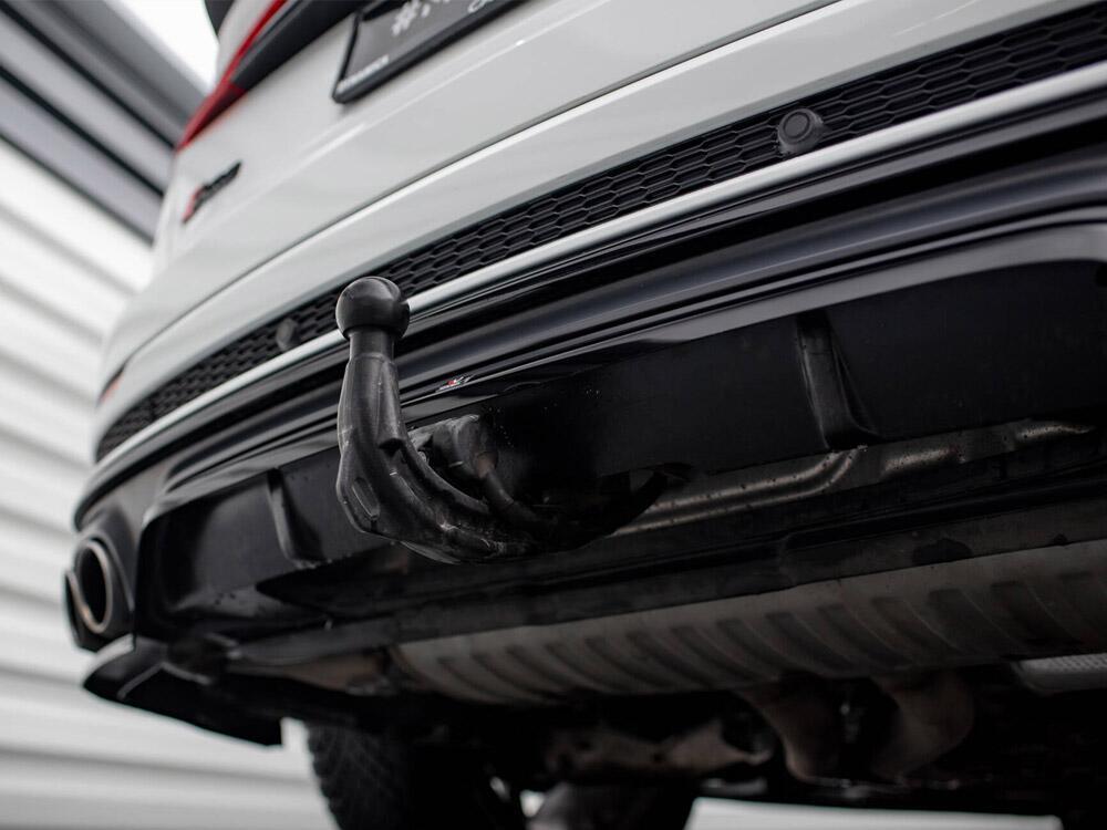 Central Rear Splitter (Vertical Bars) V.2 Audi SQ8 Mk1