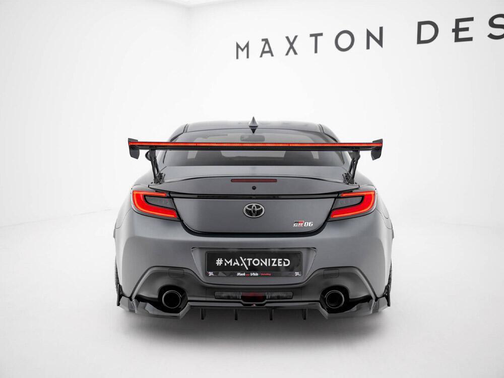 Carbon Spoiler With External Brackets Uprights + LED Toyota GR86