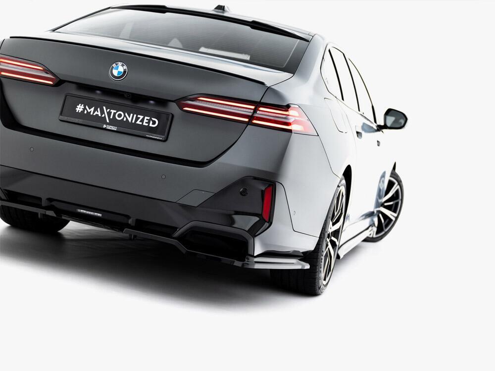 Rear Splitter (Vertical Bars) V.1 BMW 5 / i5 M-Pack Sedan / Touring G60 / G61
