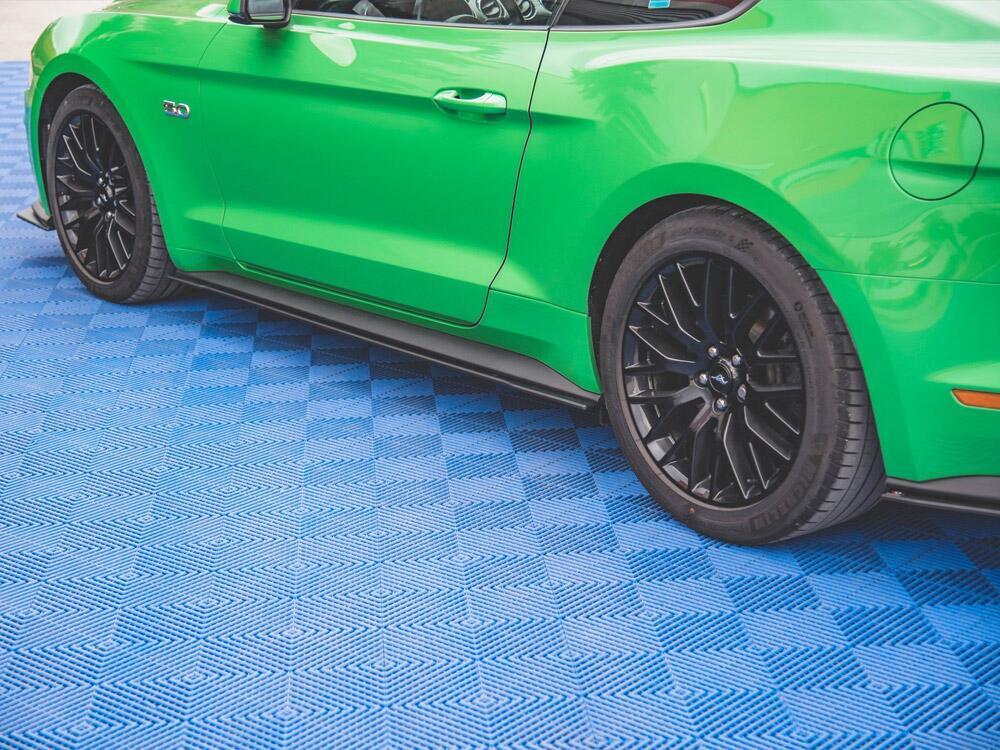 Street PRO Side Skirts Diffusers V.1 Ford Mustang GT Mk6 Facelift
